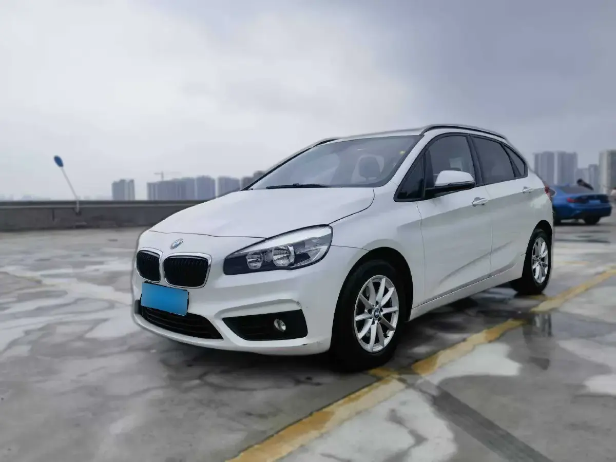 2016 BMW 2 Series Wagon 1.5T 136HP L3 6AT