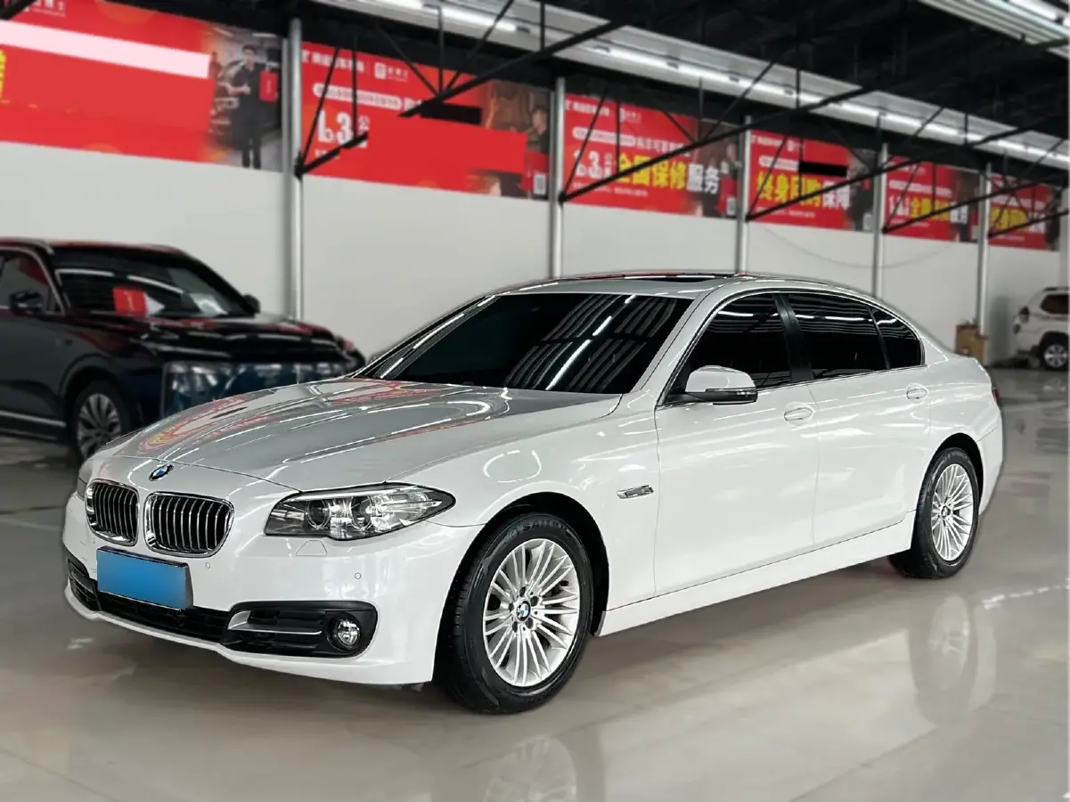 2014 BMW 5 Series 2.0T 218HP L4 8AT