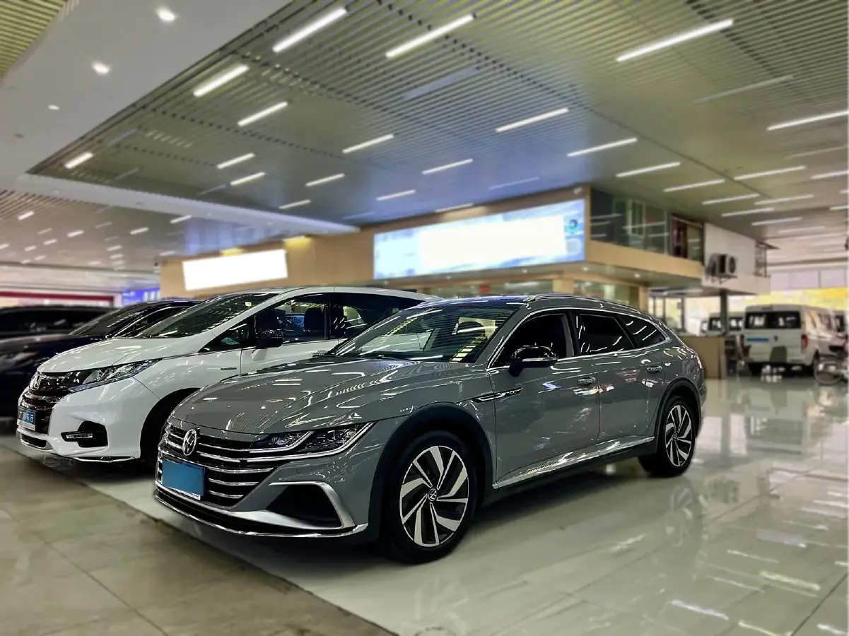 2021 Volkswagen CC 2.0T 220HP L4 7DCT