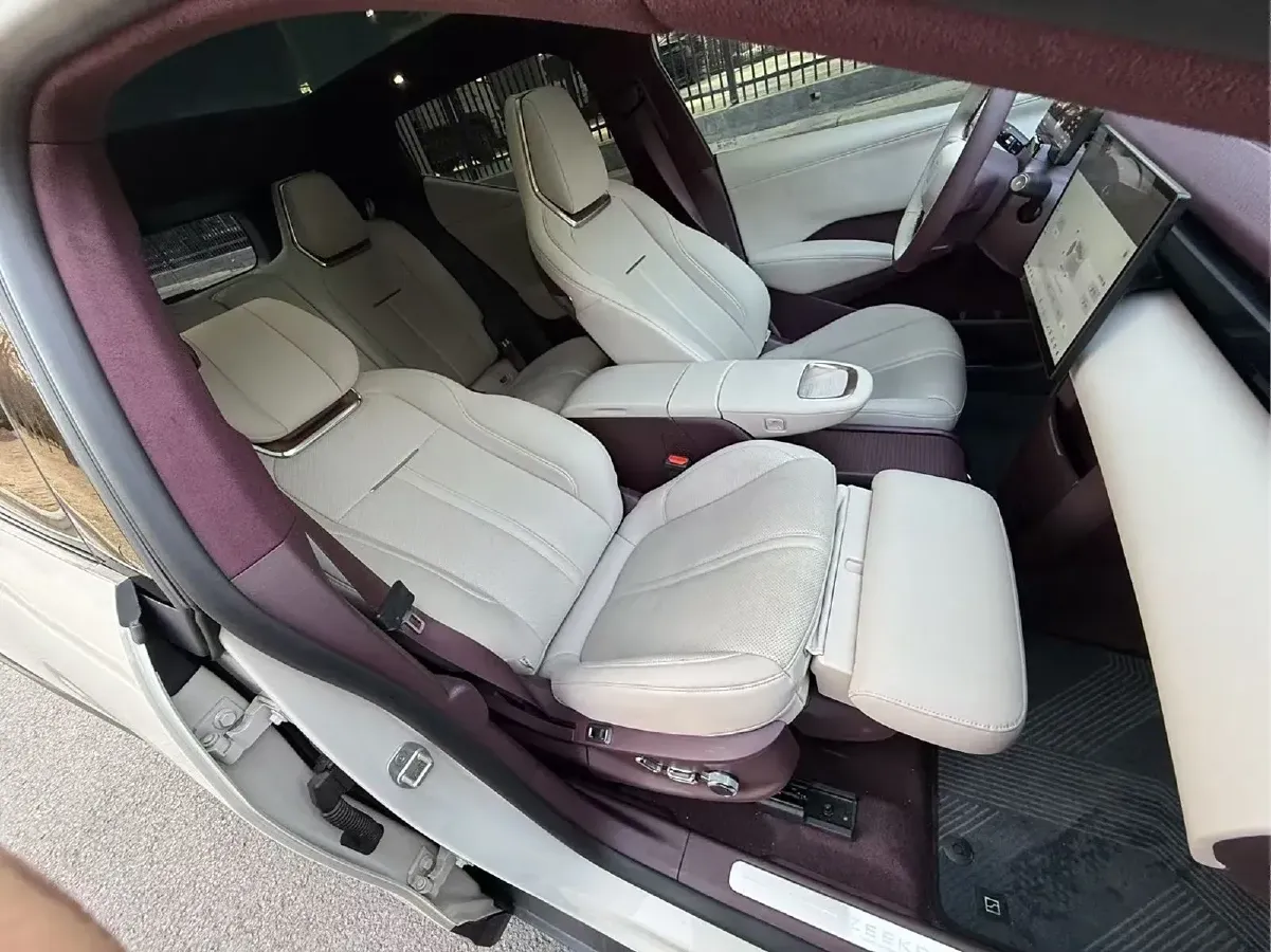 2024 Zeekr X BEV 66KWH,autocango,china used car exporter,china ev exporter,chinese used car exporter,chinese used ev exporter