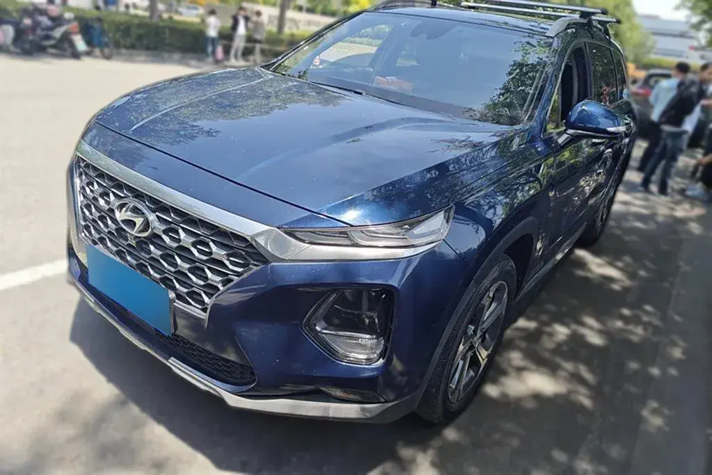 2019 Hyundai Santafe 2.0T 240HP L4 8AT