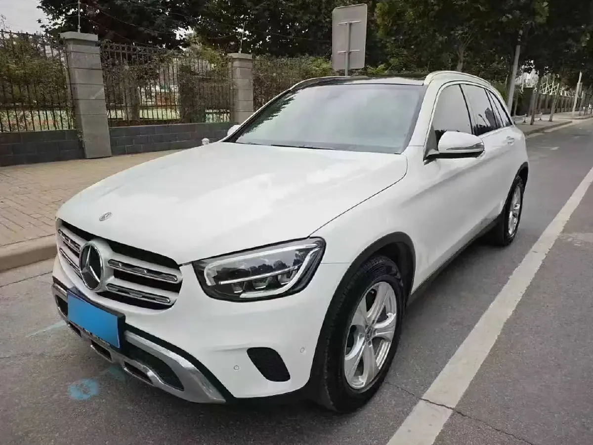 2020 Mercedes-Benz GLC Class 2.0T 197HP L4 9AT