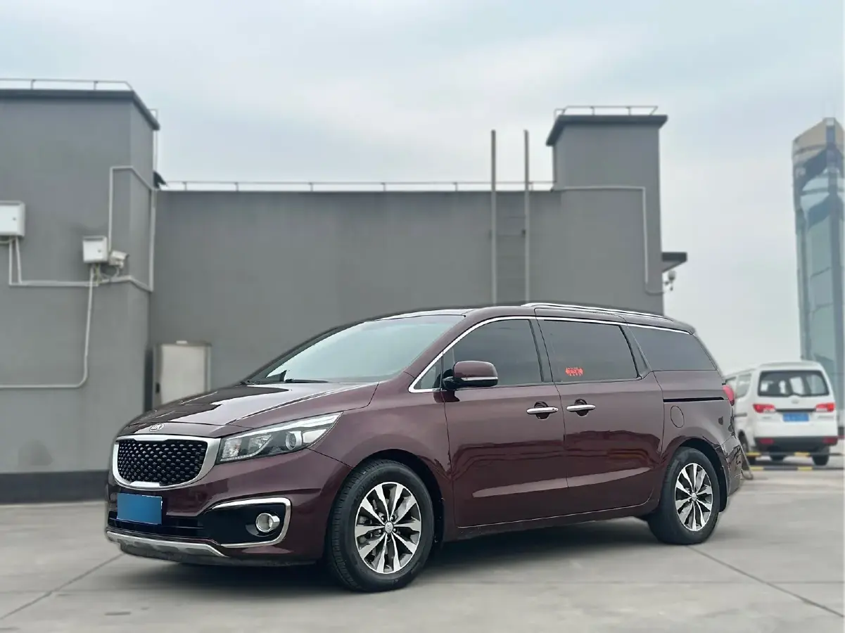 2015 Kia Carnival 2.2T 200HP L4 6AT