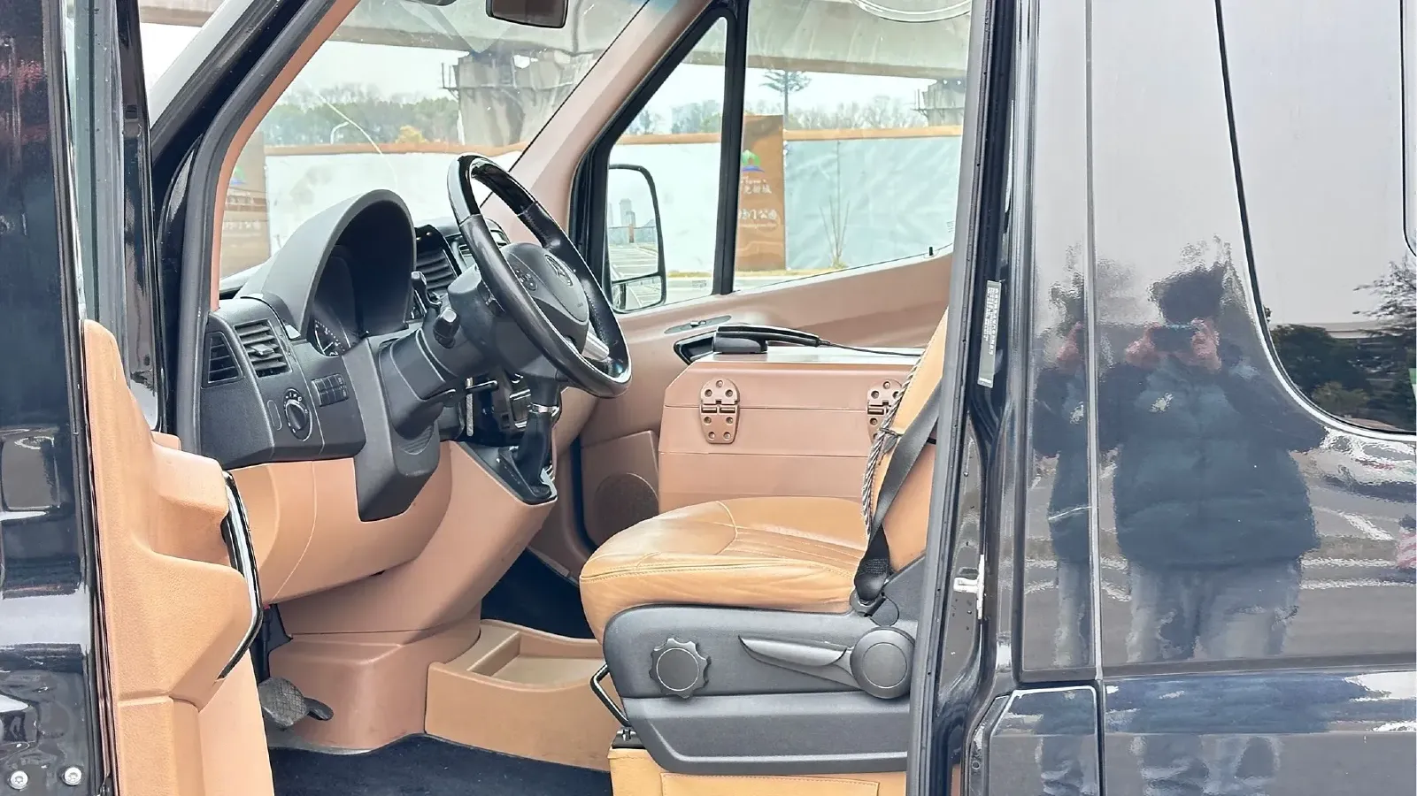 2015 Nissan Quest 3.5L 277HP V6 CVT,autocango,china used car exporter,china ev exporter,chinese used car exporter,chinese used ev exporter