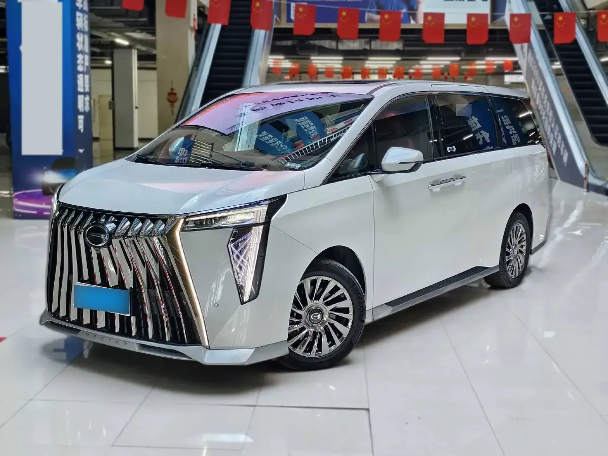 2023 GAC Trumpchi M8 2.0T 252HP L4 8AT