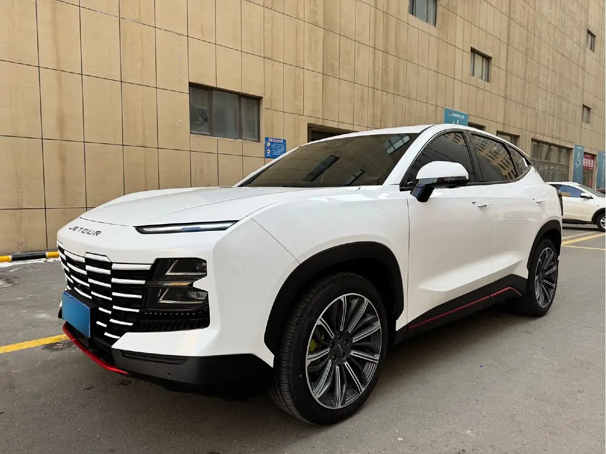 2022 Jetour DASHING 1.6T 197HP L4 7DCT