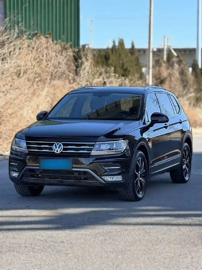 2019 Volkswagen Tiguan L 2.0T 186HP L4 7DCT