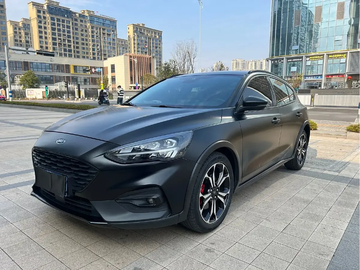 2020 Ford Focus Active 1.5T 174HP L3 8AT