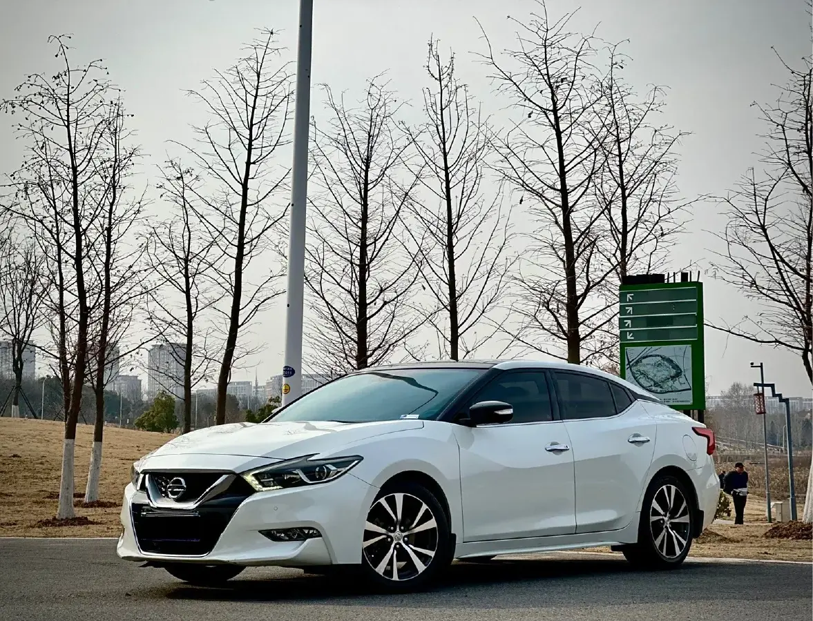 2016 Nissan Maxima 2.5L 186HP L4 CVT