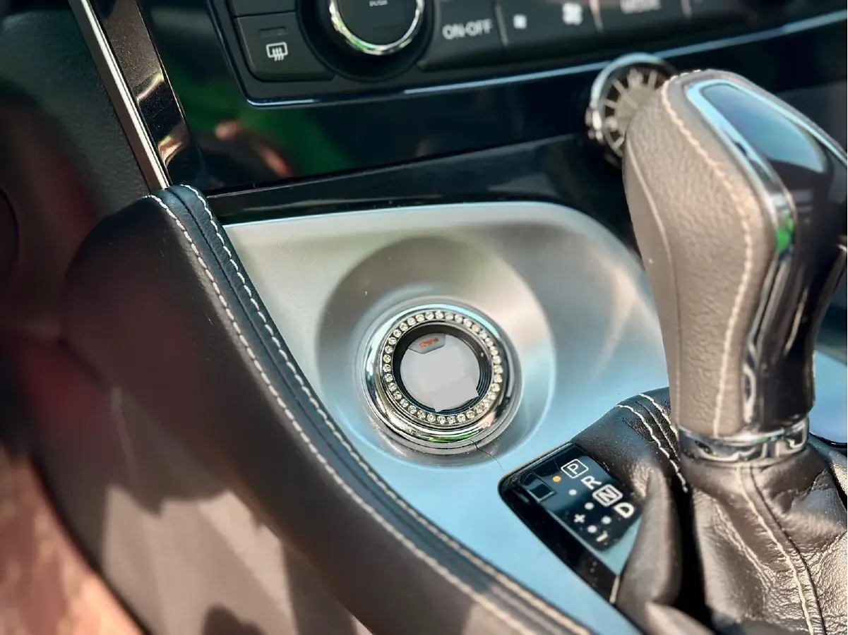 2016 Nissan Maxima 2.5L 186HP L4 CVT,autocango,china used car exporter,china ev exporter,chinese used car exporter,chinese used ev exporter