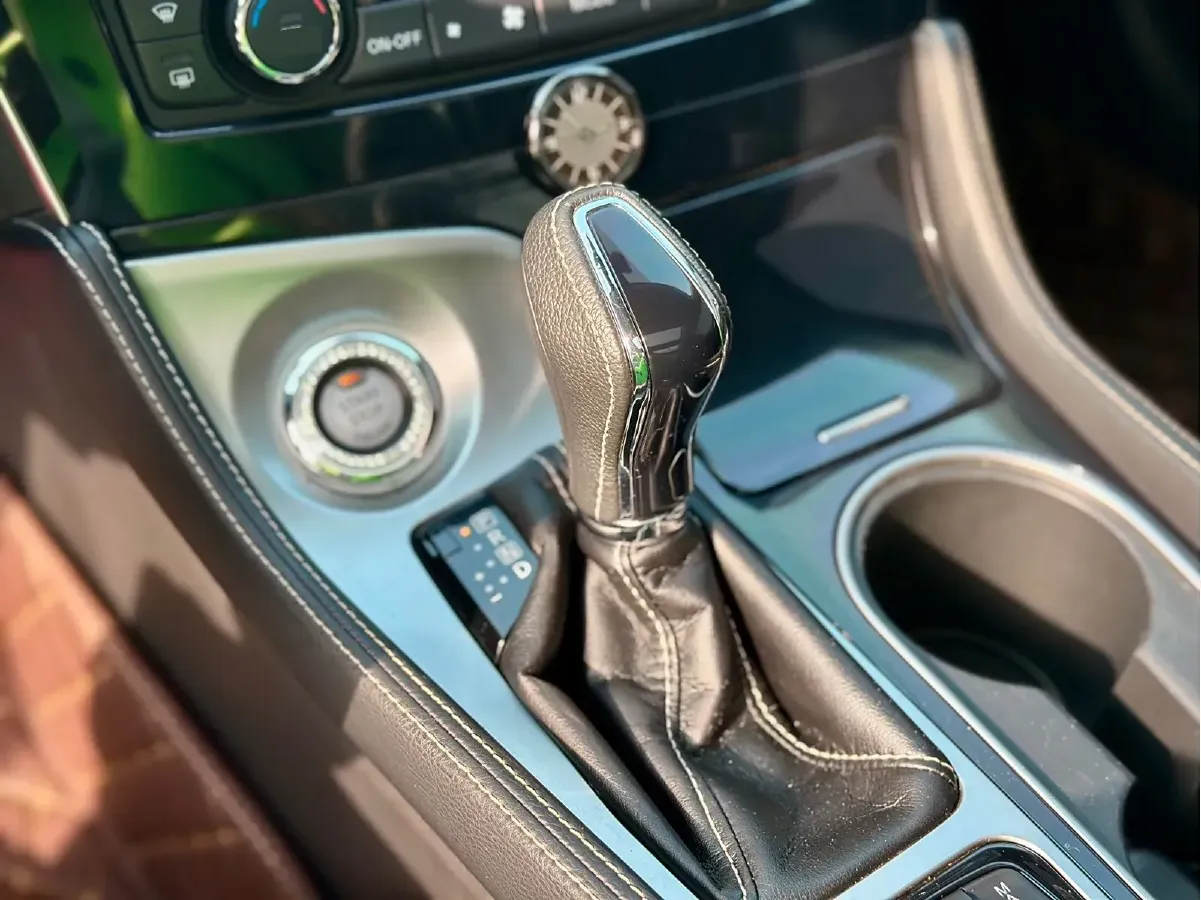 2016 Nissan Maxima 2.5L 186HP L4 CVT,autocango,china used car exporter,china ev exporter,chinese used car exporter,chinese used ev exporter