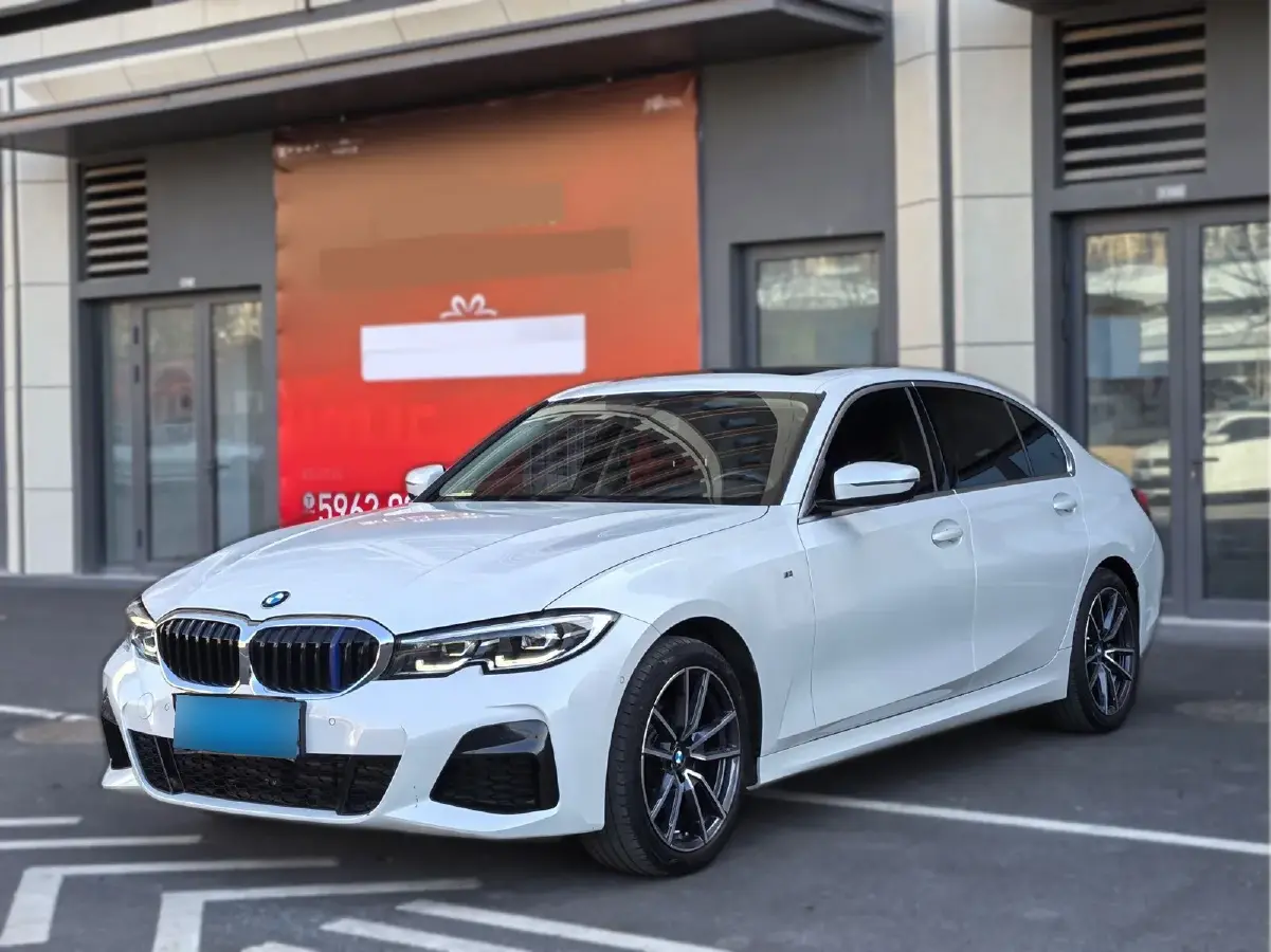 2021 BMW 3 Series 2.0T 184HP L4 8AT