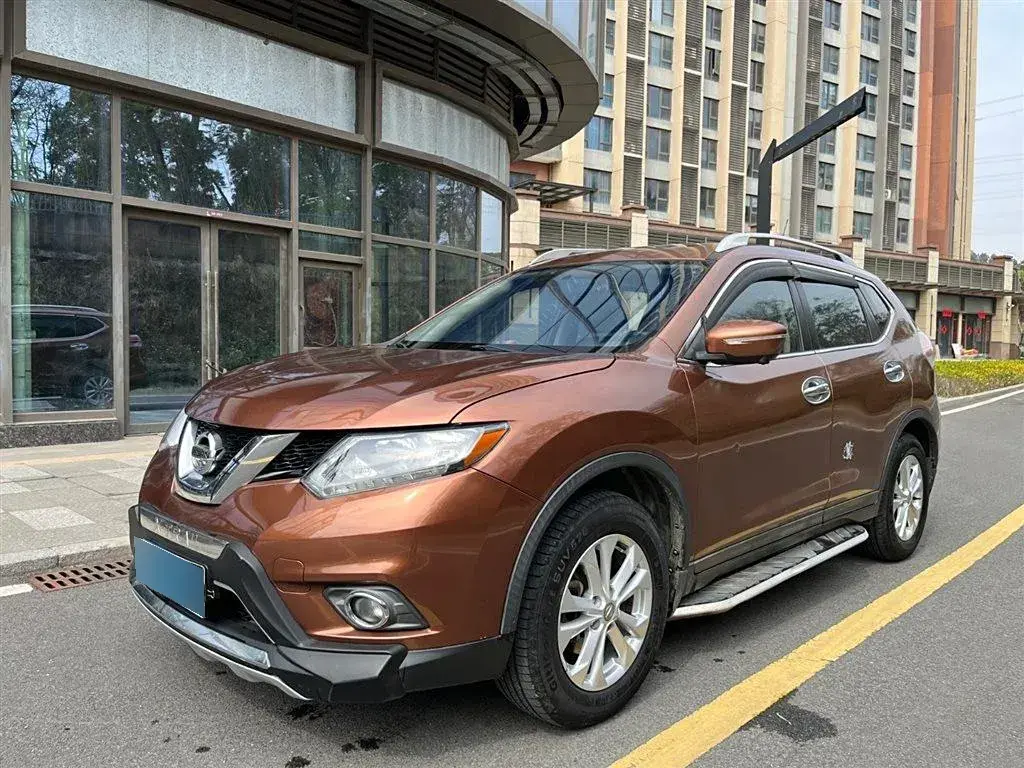 2014 Nissan X-Trail 2.0L 150HP L4 CVT