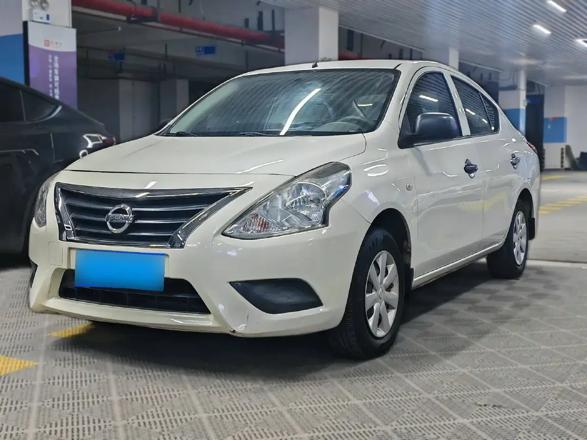 2014 Nissan Sunny 1.5L 112HP L4 5MT
