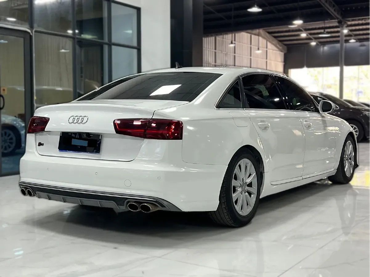 2014 Audi A6L 2.0T 180HP L4 CVT,autocango,china used car exporter,china ev exporter,chinese used car exporter,chinese used ev exporter