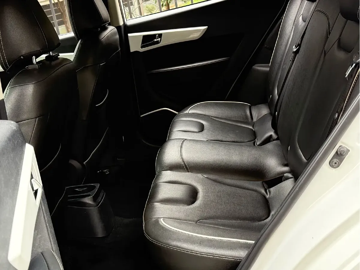 2015 JAC Refine S2 1.5L 113HP L4 CVT,autocango,china used car exporter,china ev exporter,chinese used car exporter,chinese used ev exporter