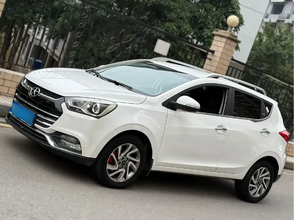 2015 JAC Refine S2 1.5L 113HP L4 CVT