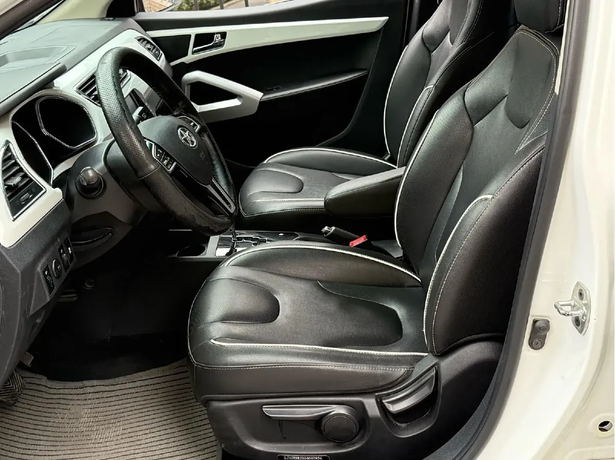 2015 JAC Refine S2 1.5L 113HP L4 CVT,autocango,china used car exporter,china ev exporter,chinese used car exporter,chinese used ev exporter