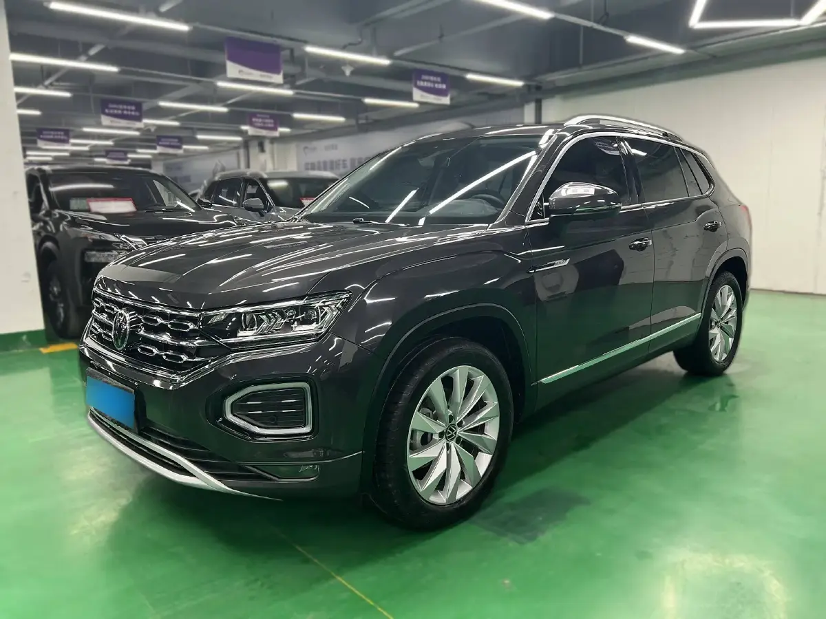 2021 Volkswagen Tayron 2.0T 220HP L4 7DCT