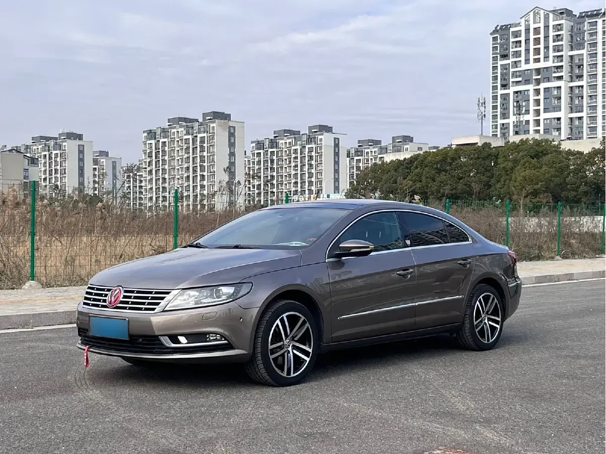 2013 Volkswagen CC 2.0T 200HP L4 6DCT