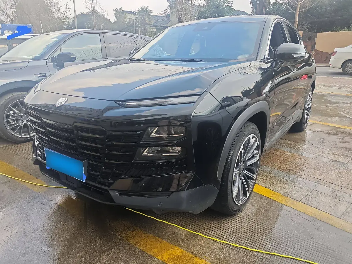 2022 Jetour DASHING 1.6T 197HP L4 7DCT