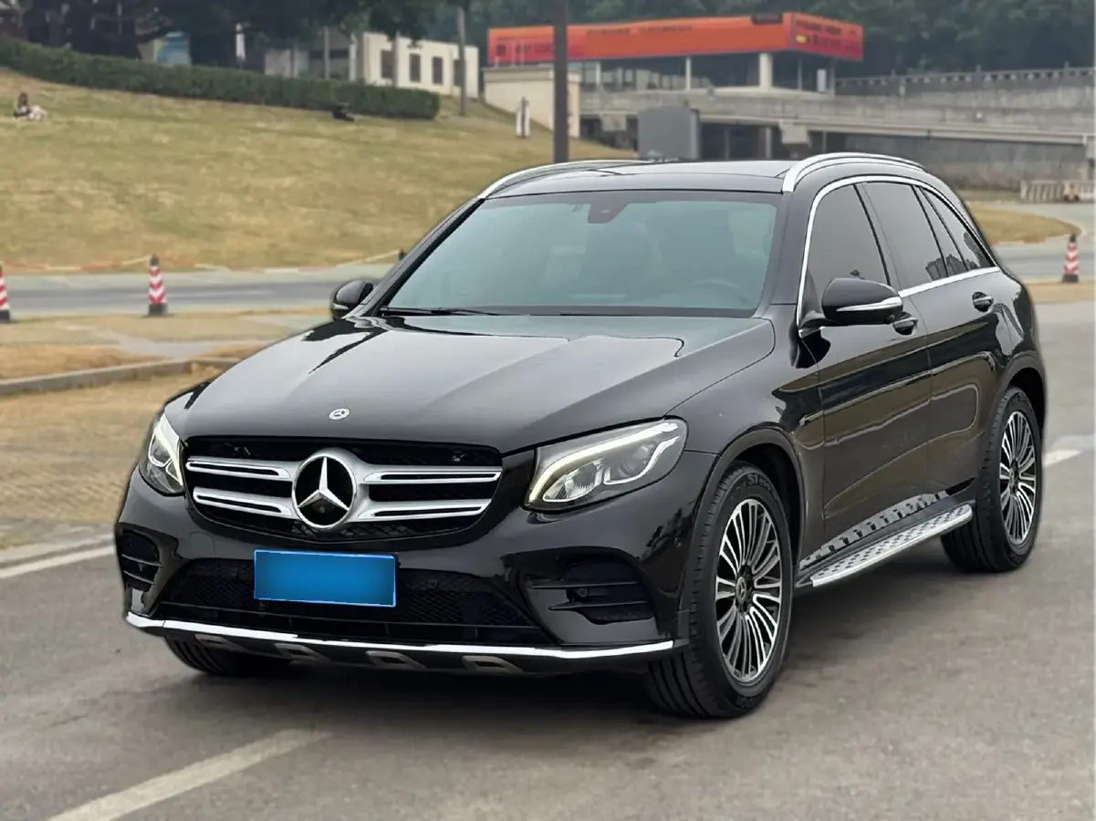 2018 Mercedes-Benz GLC Class 2.0T 211HP L4 9AT