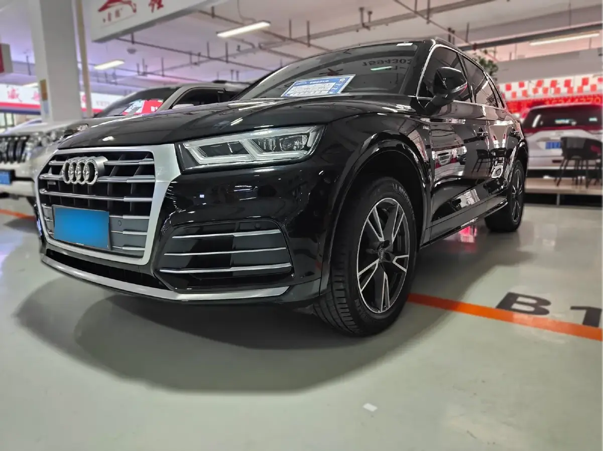 2020 Audi Q5L 2.0T 190HP L4 7DCT