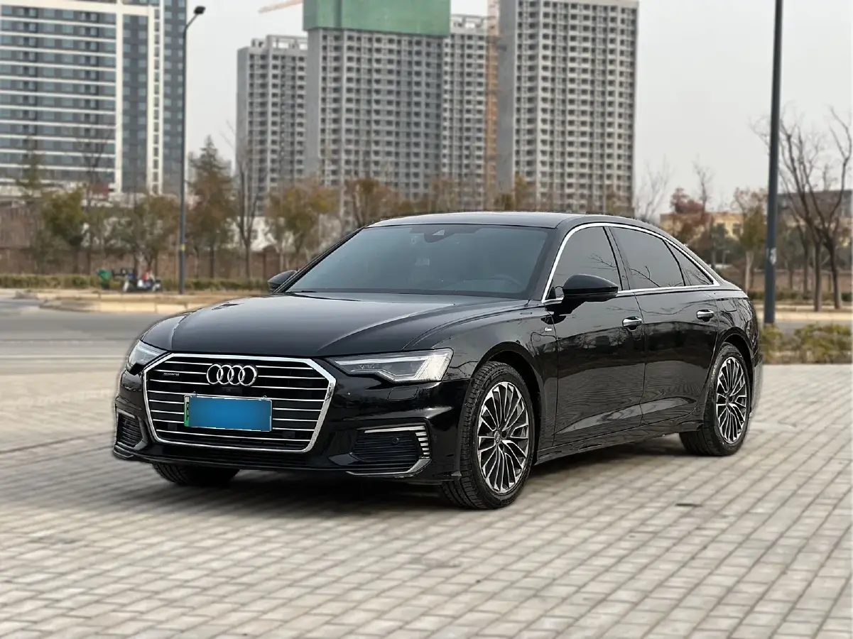 2020 Audi A6L 2.0T 252HP L4 7DCT PHEV 14.1KWH