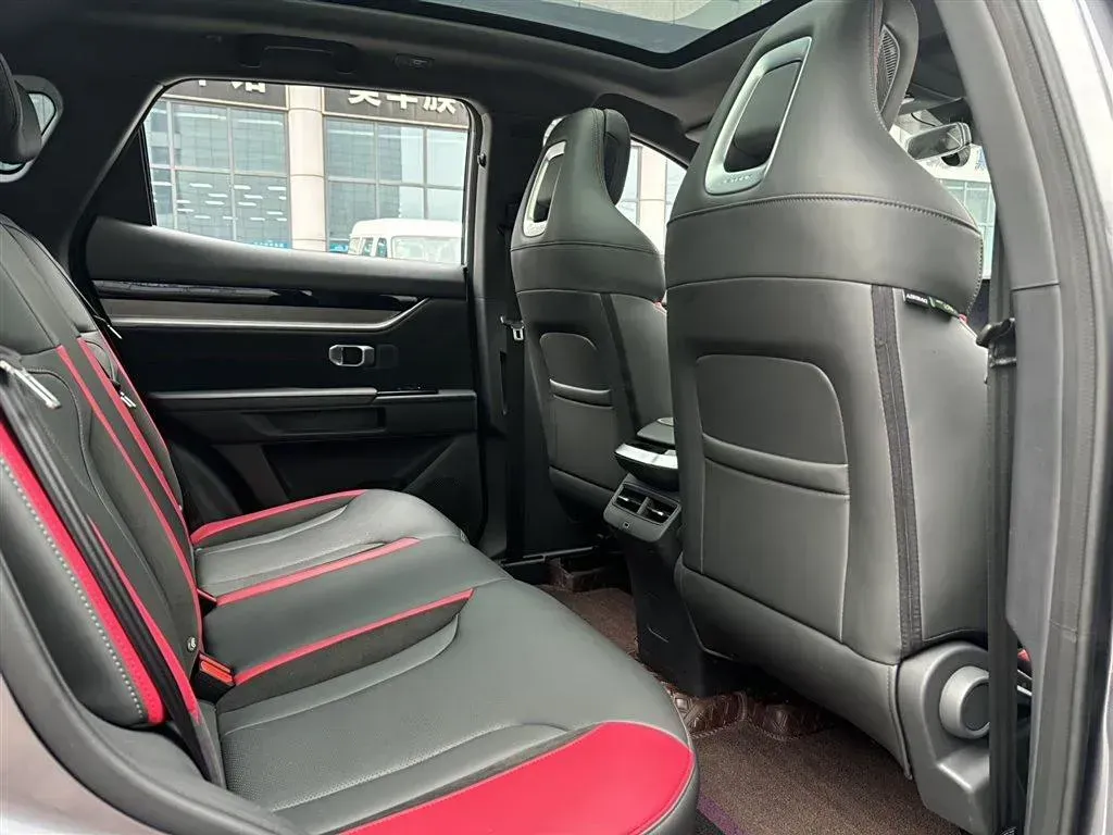 2023 Jetour DASHING 1.6T 197HP L4 7DCT,autocango,china used car exporter,china ev exporter,chinese used car exporter,chinese used ev exporter