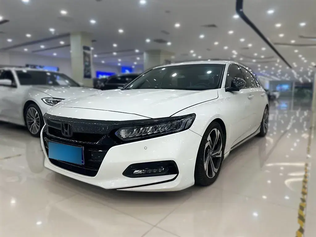 2018 Honda Accord 1.5T 194HP L4 CVT