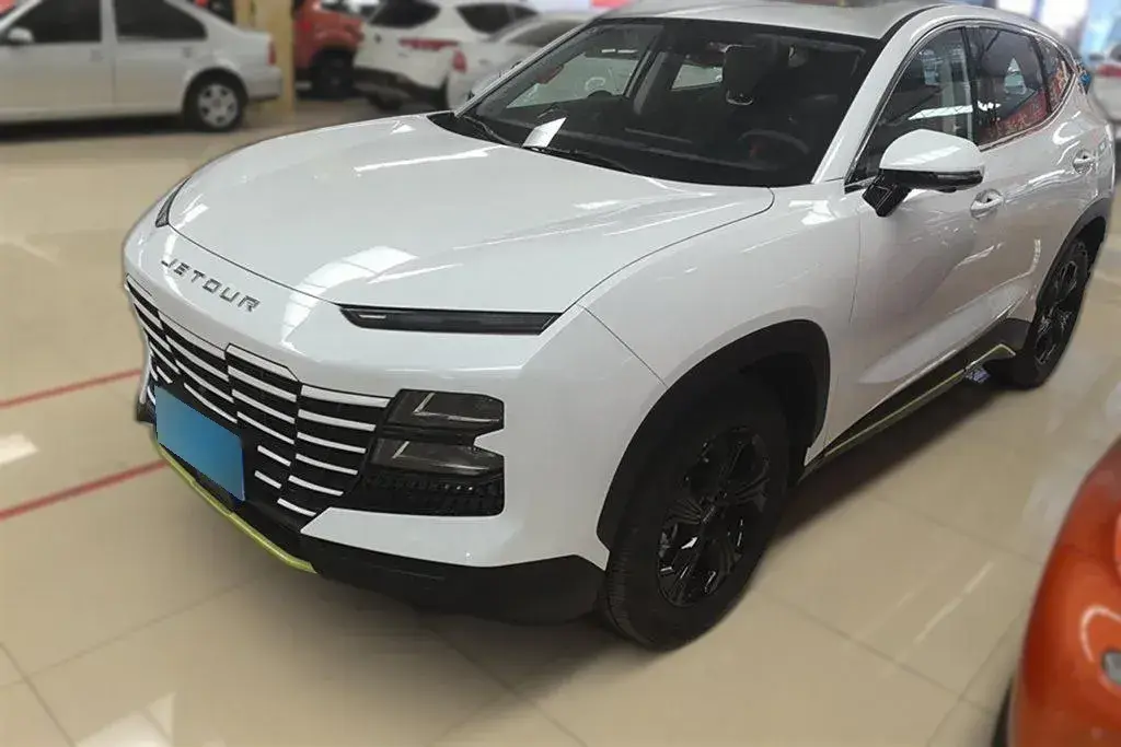 2024 Jetour DASHING 1.5T 156HP L4 6DCT