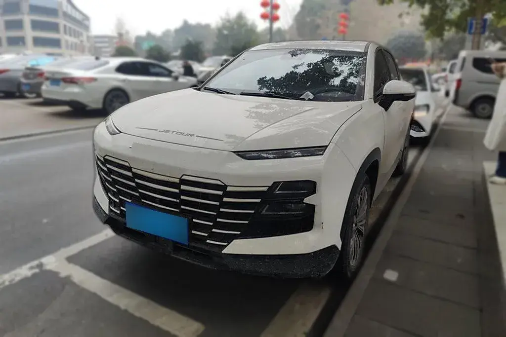 2022 Jetour DASHING 1.6T 197HP L4 7DCT