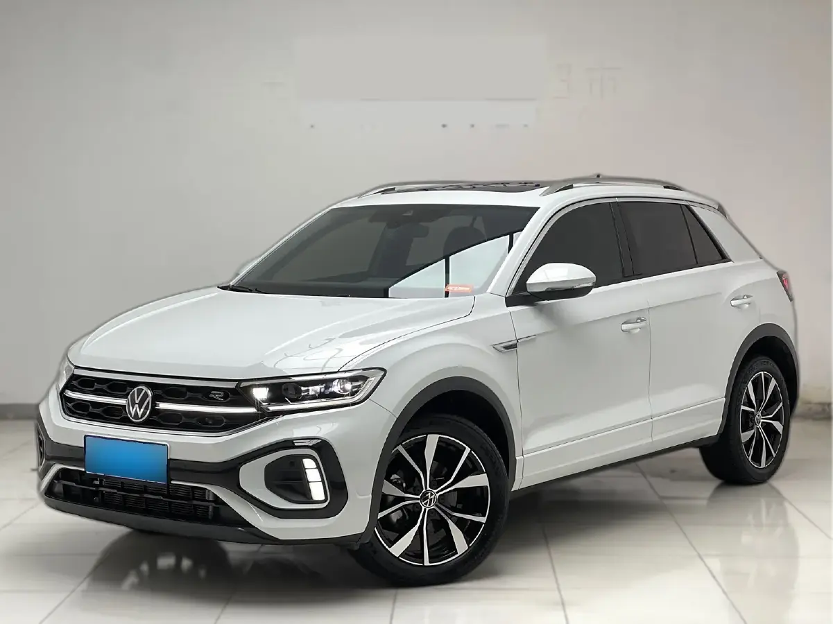 2023 Volkswagen T-Roc 1.5T 160HP L4 7DCT