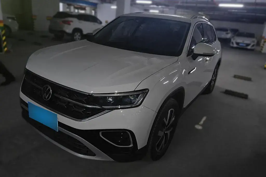 2024 Volkswagen Tayron 2.0T 186HP L4 7DCT