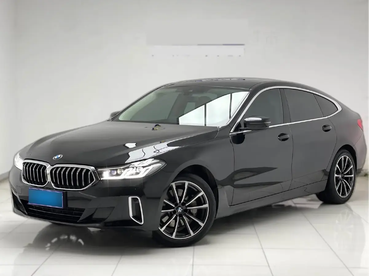 2022 BMW 6 Series GT 2.0T 245HP L4 8AT