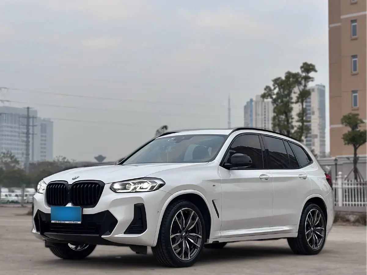 2022 BMW X3 2.0T 252HP L4 8AT