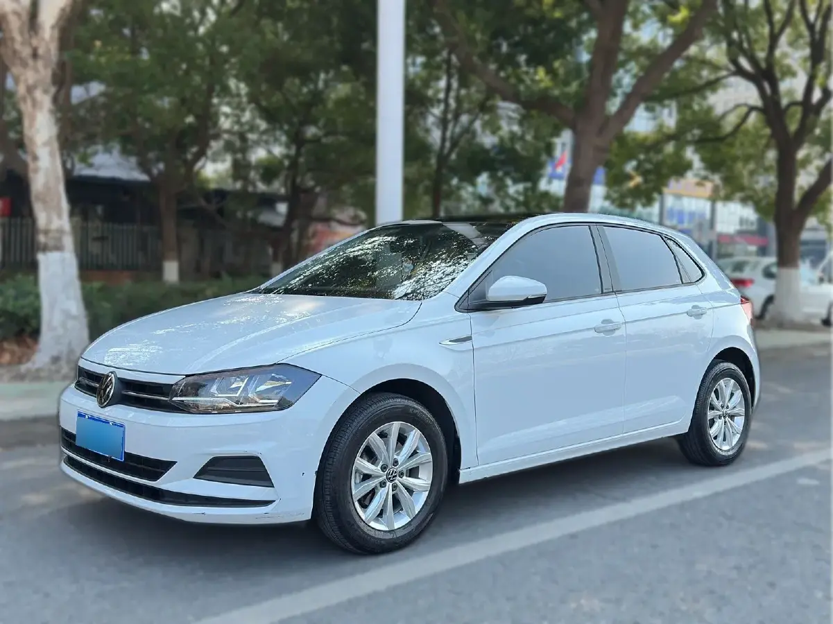 2023 Volkswagen Polo 1.5L 110HP L4 6AT
