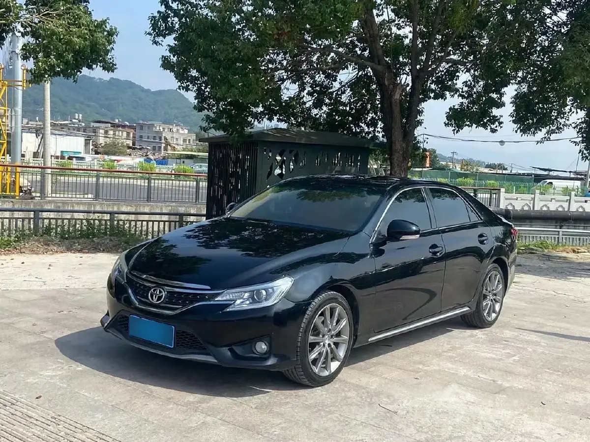 2013 Toyota Reiz 2.5L 193HP V6 6AT