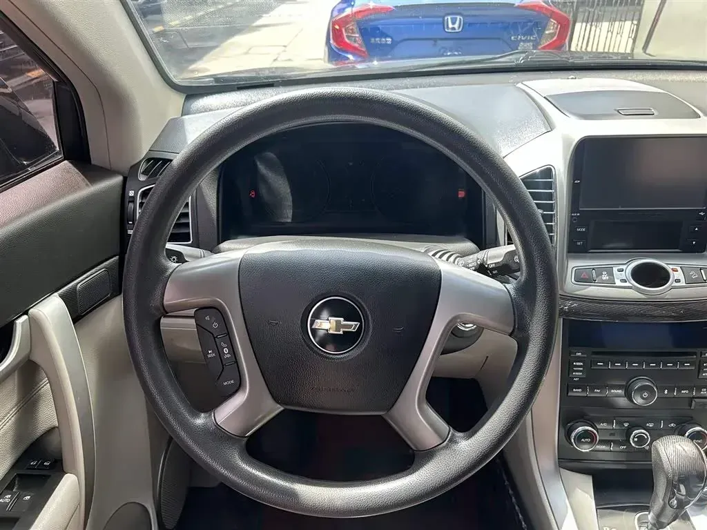 2015 Chevrolet Captiva 2.4L 167HP L4 6AT,autocango,china used car exporter,china ev exporter,chinese used car exporter,chinese used ev exporter