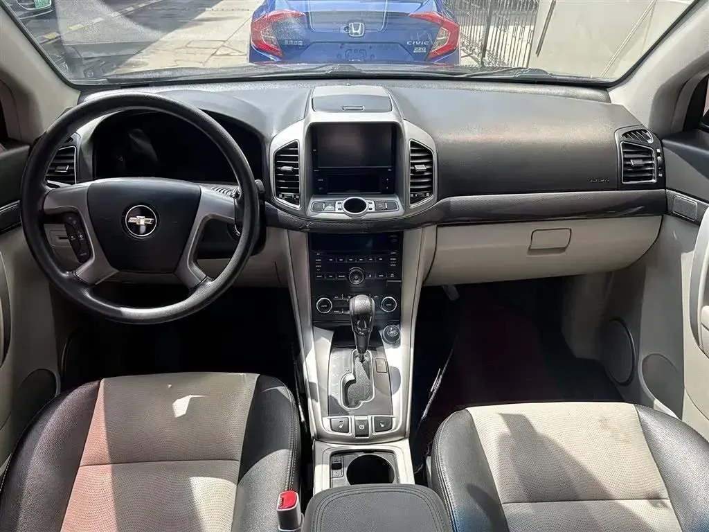 2015 Chevrolet Captiva 2.4L 167HP L4 6AT,autocango,china used car exporter,china ev exporter,chinese used car exporter,chinese used ev exporter