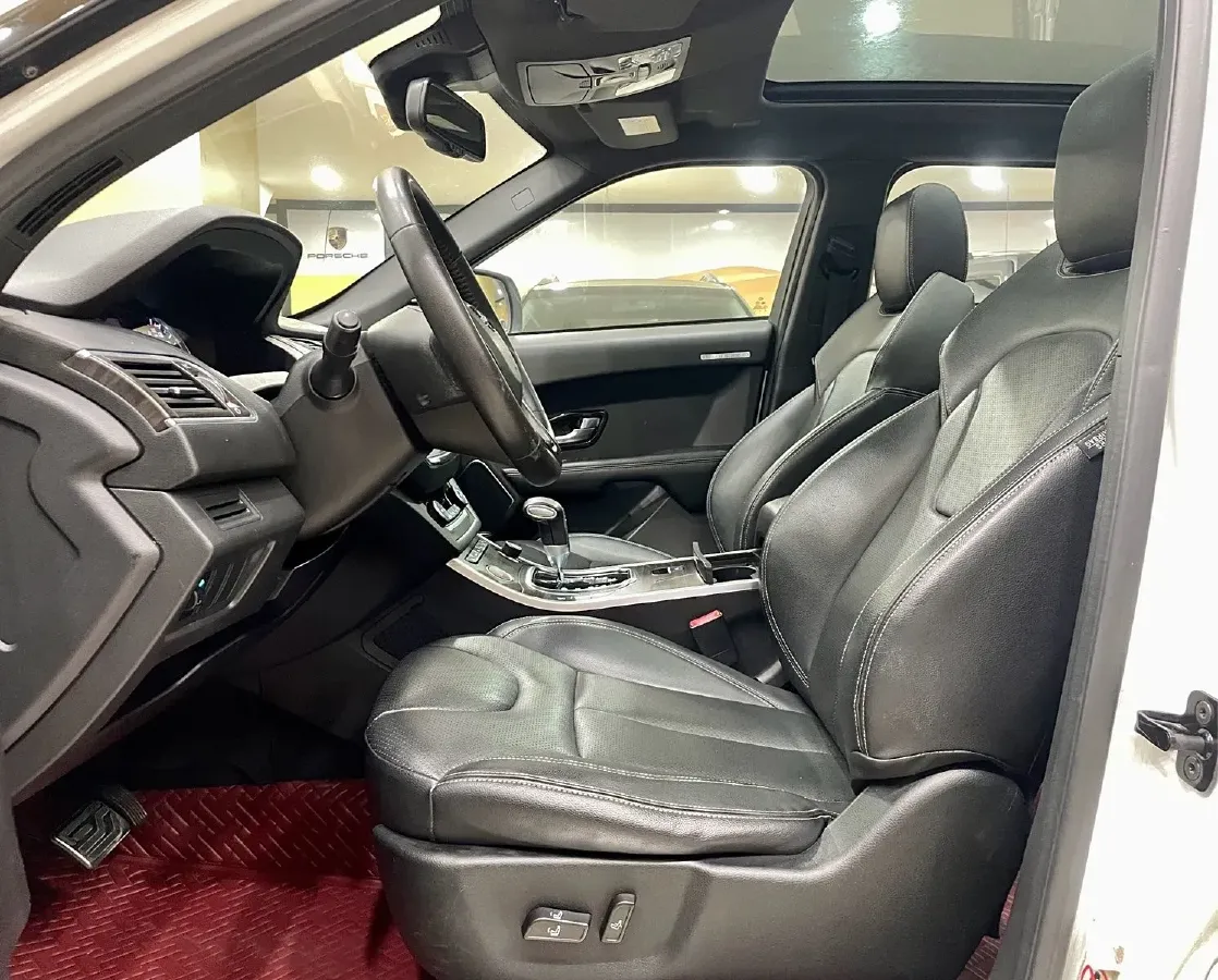 2015 Landwind X7 2.0T 190HP L4 8AT,autocango,china used car exporter,china ev exporter,chinese used car exporter,chinese used ev exporter