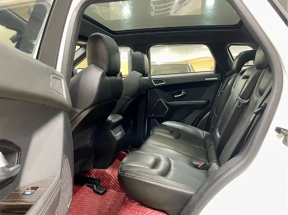 2015 Landwind X7 2.0T 190HP L4 8AT,autocango,china used car exporter,china ev exporter,chinese used car exporter,chinese used ev exporter