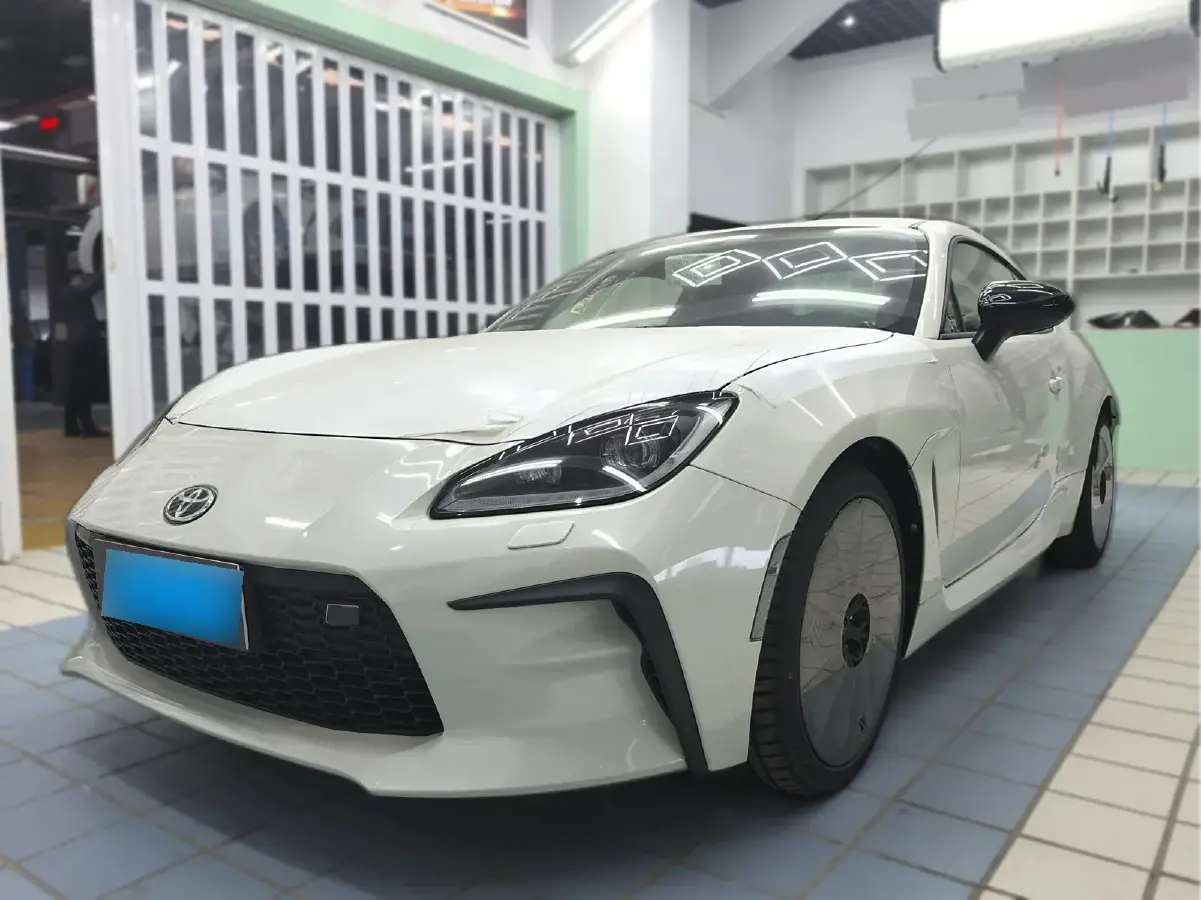 2022 Toyota 86 2.4L 234HP H4 6MT
