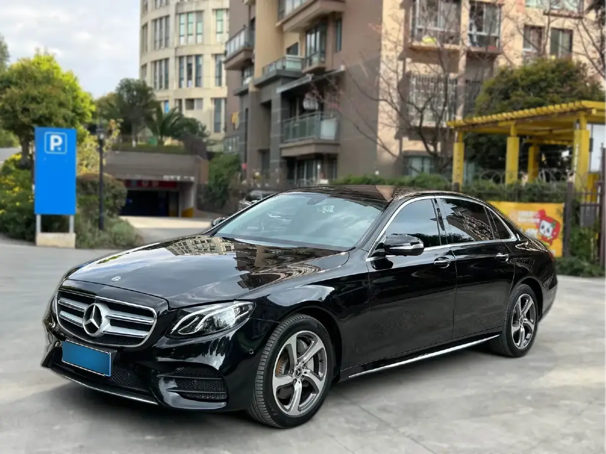 2018 Mercedes-Benz E Class 2.0T 245HP L4 9AT
