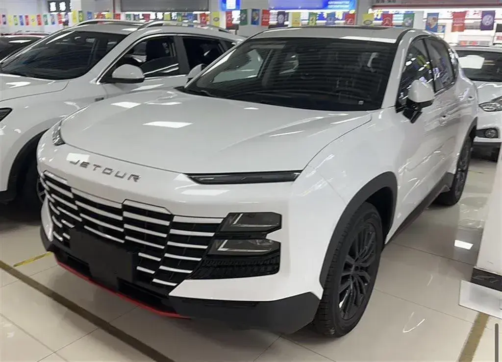 2024 Jetour DASHING 1.5T 156HP L4 6DCT