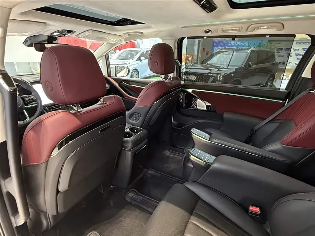 2024 GAC Trumpchi E9 2.0T 190HP L4 2DHT PHEV 25.57KWH,autocango,china used car exporter,china ev exporter,chinese used car exporter,chinese used ev exporter