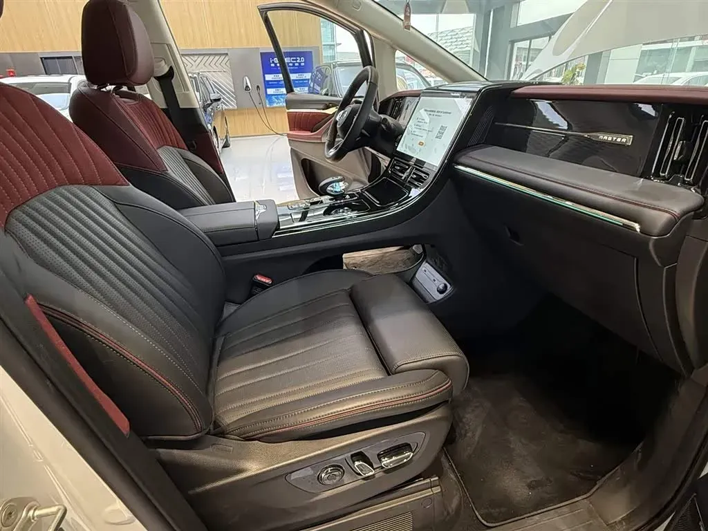 2024 GAC Trumpchi E9 2.0T 190HP L4 2DHT PHEV 25.57KWH,autocango,china used car exporter,china ev exporter,chinese used car exporter,chinese used ev exporter