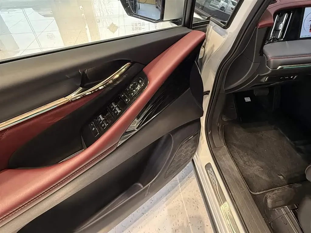 2024 GAC Trumpchi E9 2.0T 190HP L4 2DHT PHEV 25.57KWH,autocango,china used car exporter,china ev exporter,chinese used car exporter,chinese used ev exporter