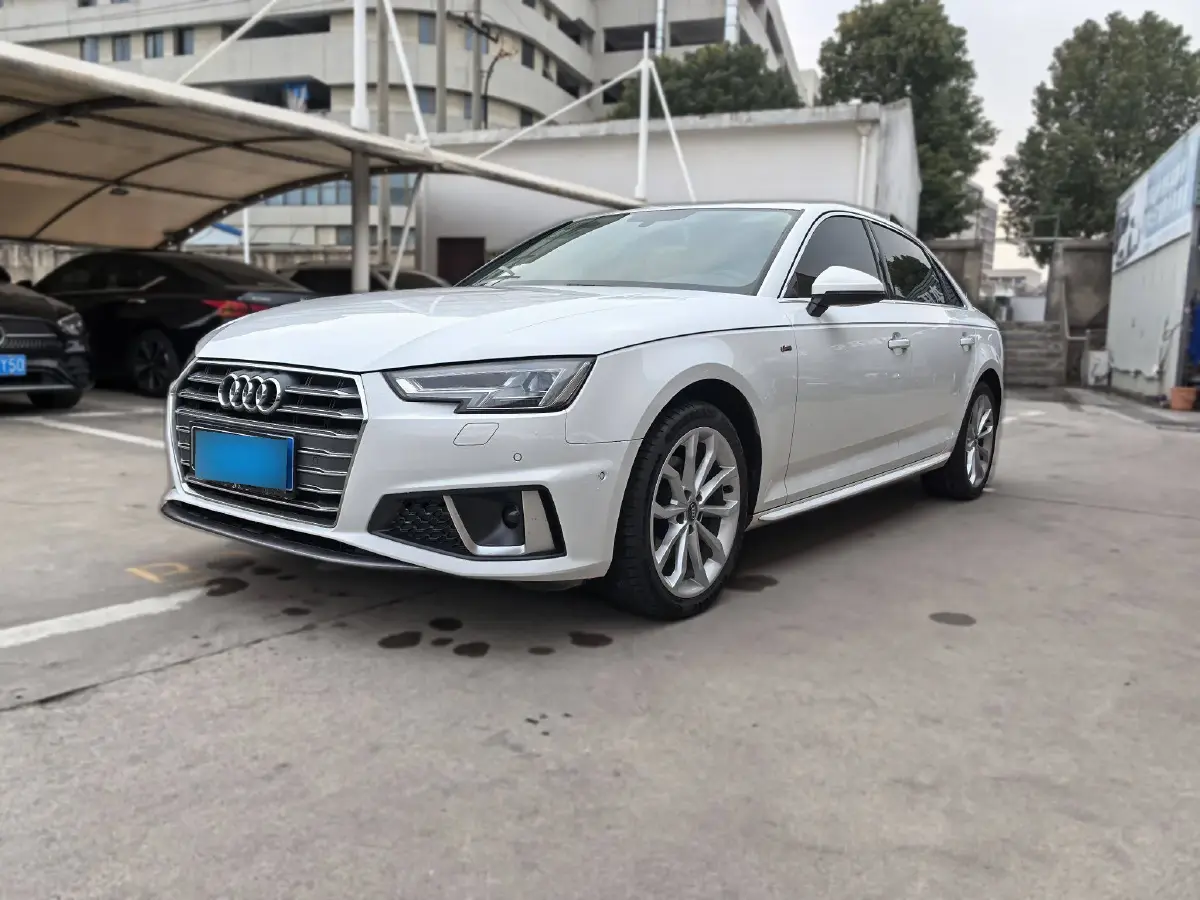 2019 Audi A4L 2.0T 190HP L4 7DCT