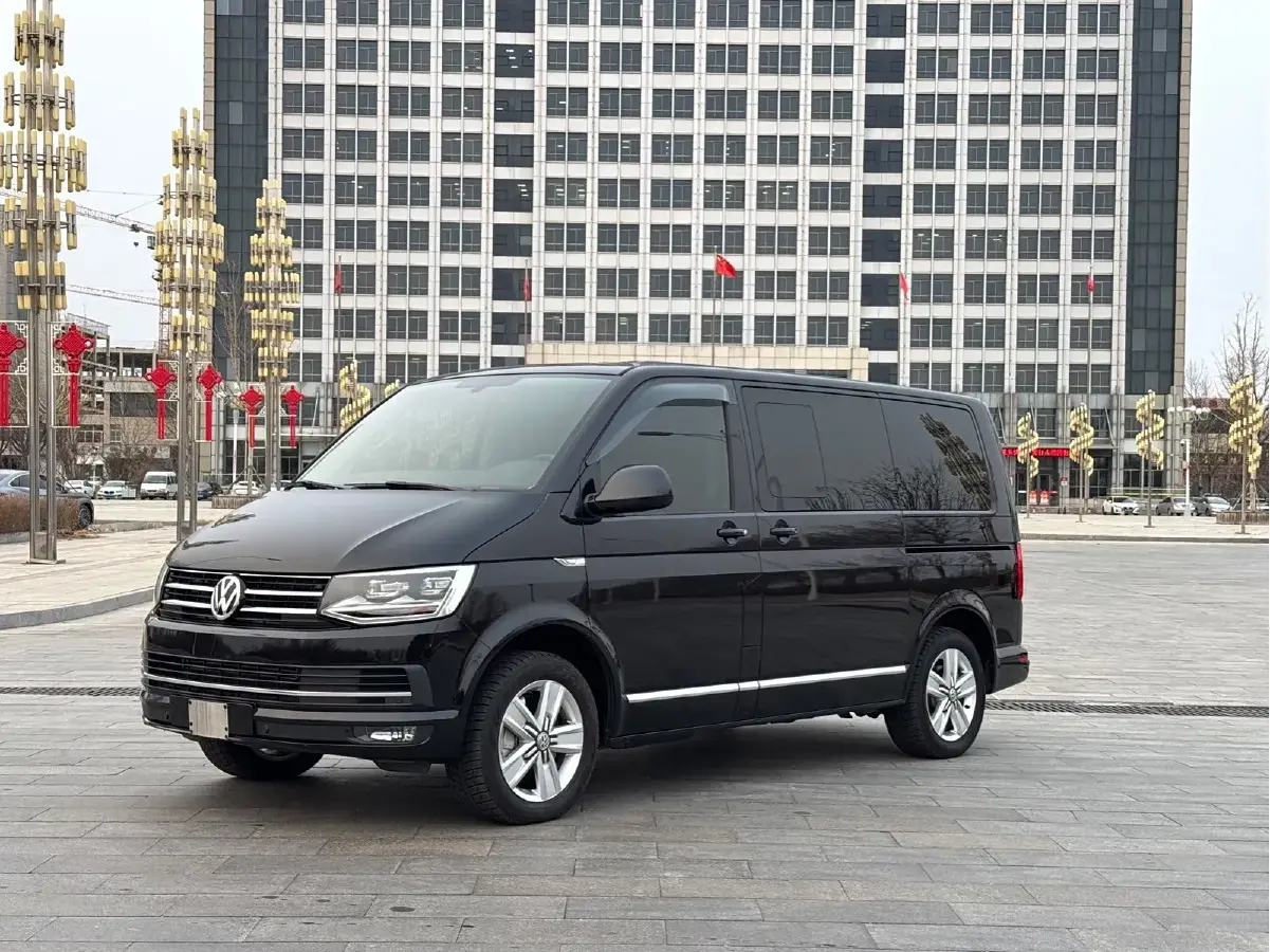 2018 Volkswagen Multivan 2.0T 204HP L4 7DCT